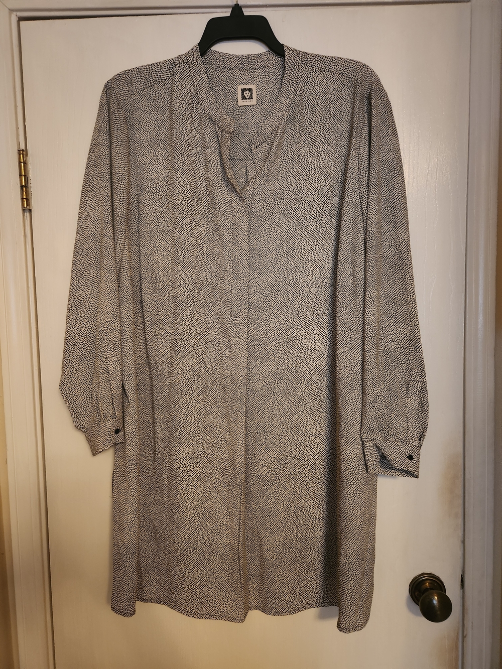 Anne Klein Black and White Printed Long Sleeve Tunic